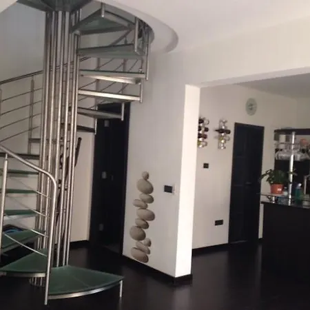 Julia's Villa *